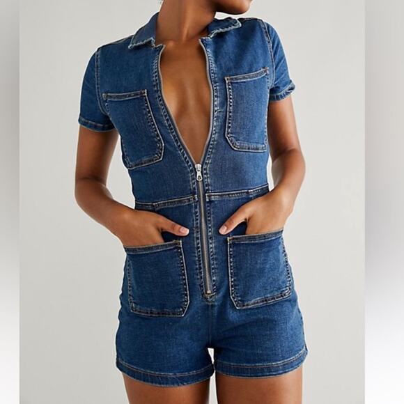 Free People Women’s Lennox Crvy Blue Denim Shortsuit Jeans Collared Romper Sz 12 - Picture 15 of 15